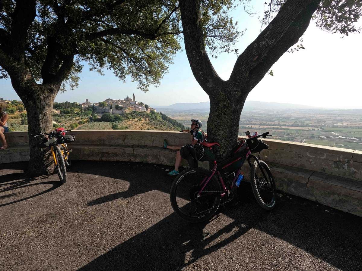 12  bikepacking umbria