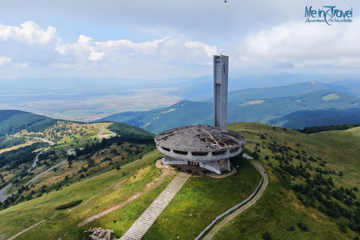 29 bulgaria buzludza