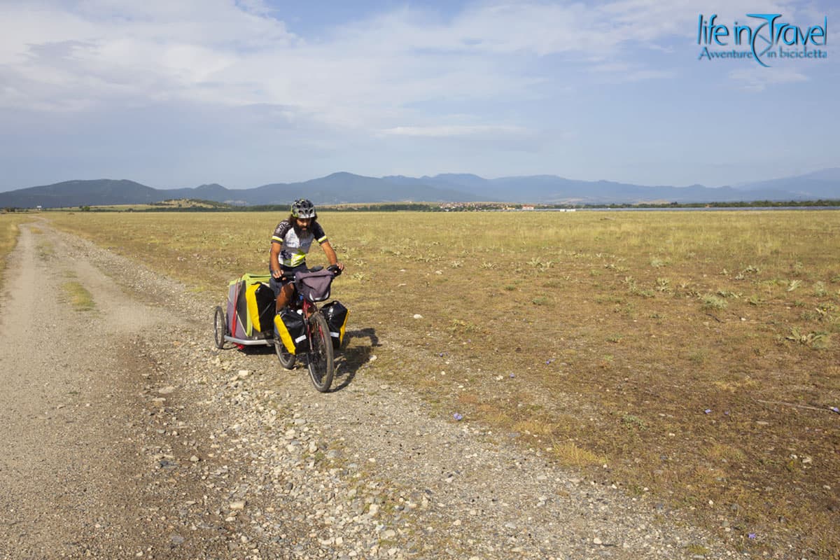 33 bulgaria in bici leo sterrato