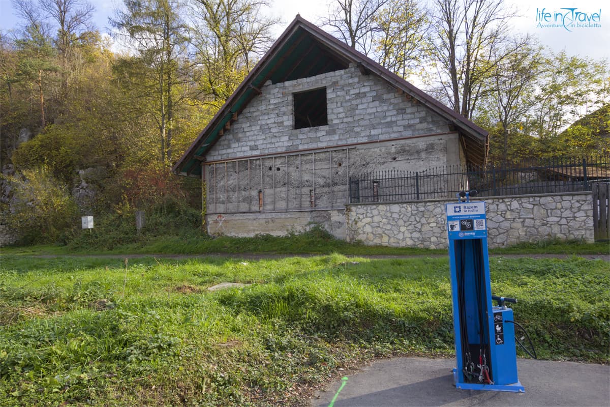 13 pompa per cicloviaggiatori