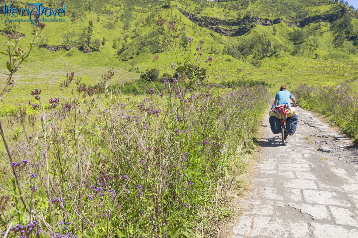 07 salita al cratere tengger