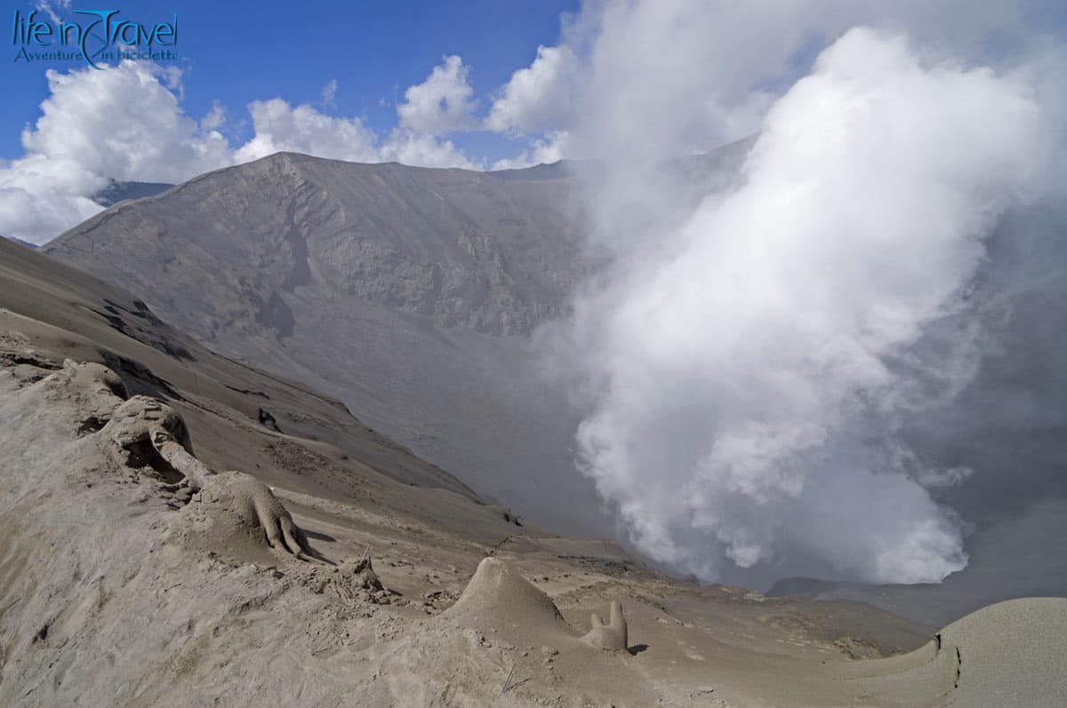 09 affacciarsi al vulcano