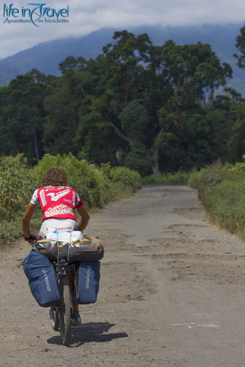 22 pedalando luoghi remoti