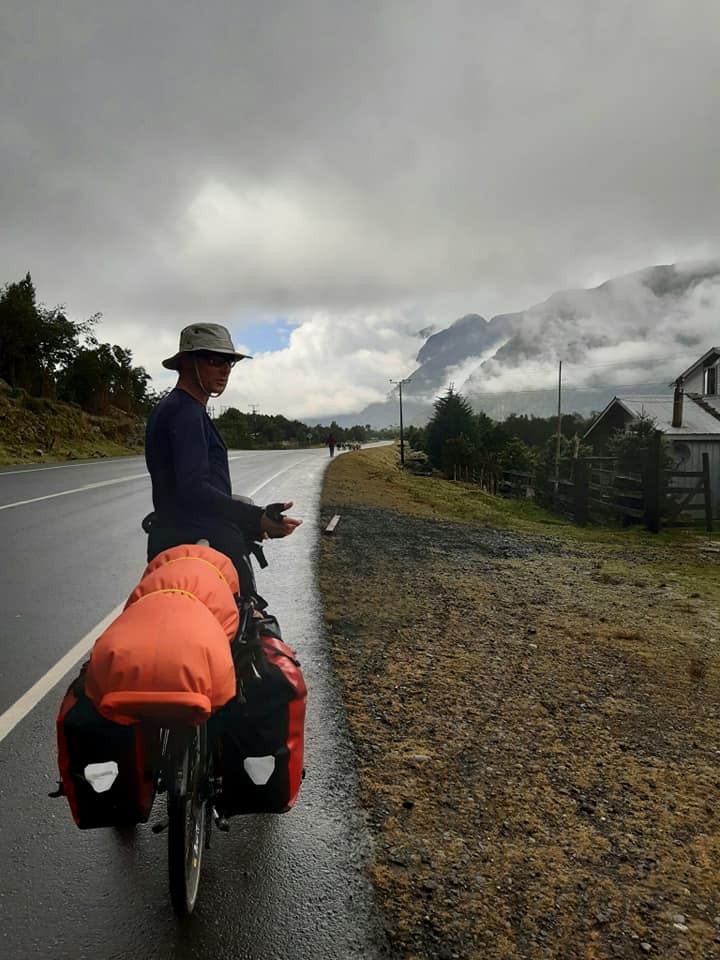 cicloviaggiatore patagonia in bici