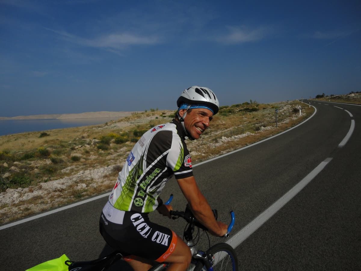 62 tour dei balcani