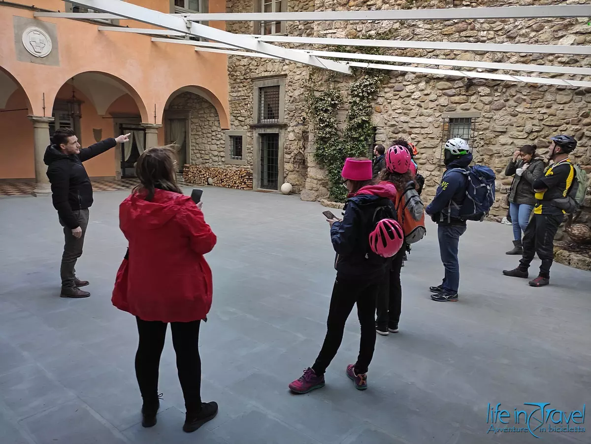11 VALCAVALLINA IN BICI