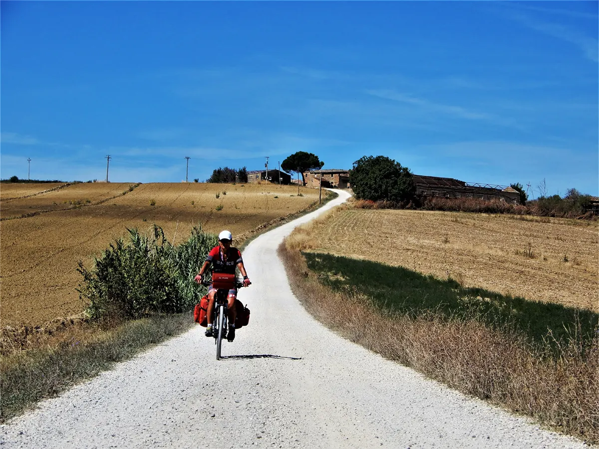 Verso Castiglione della Valle Verso Castiglione della Valle