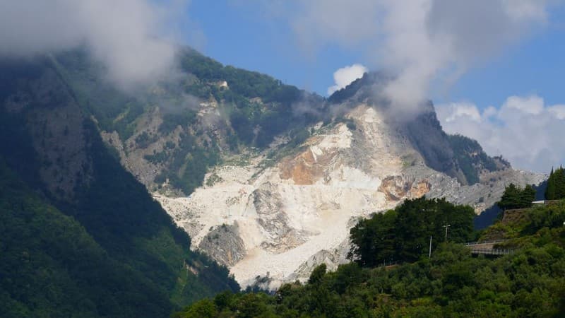 02 carrara