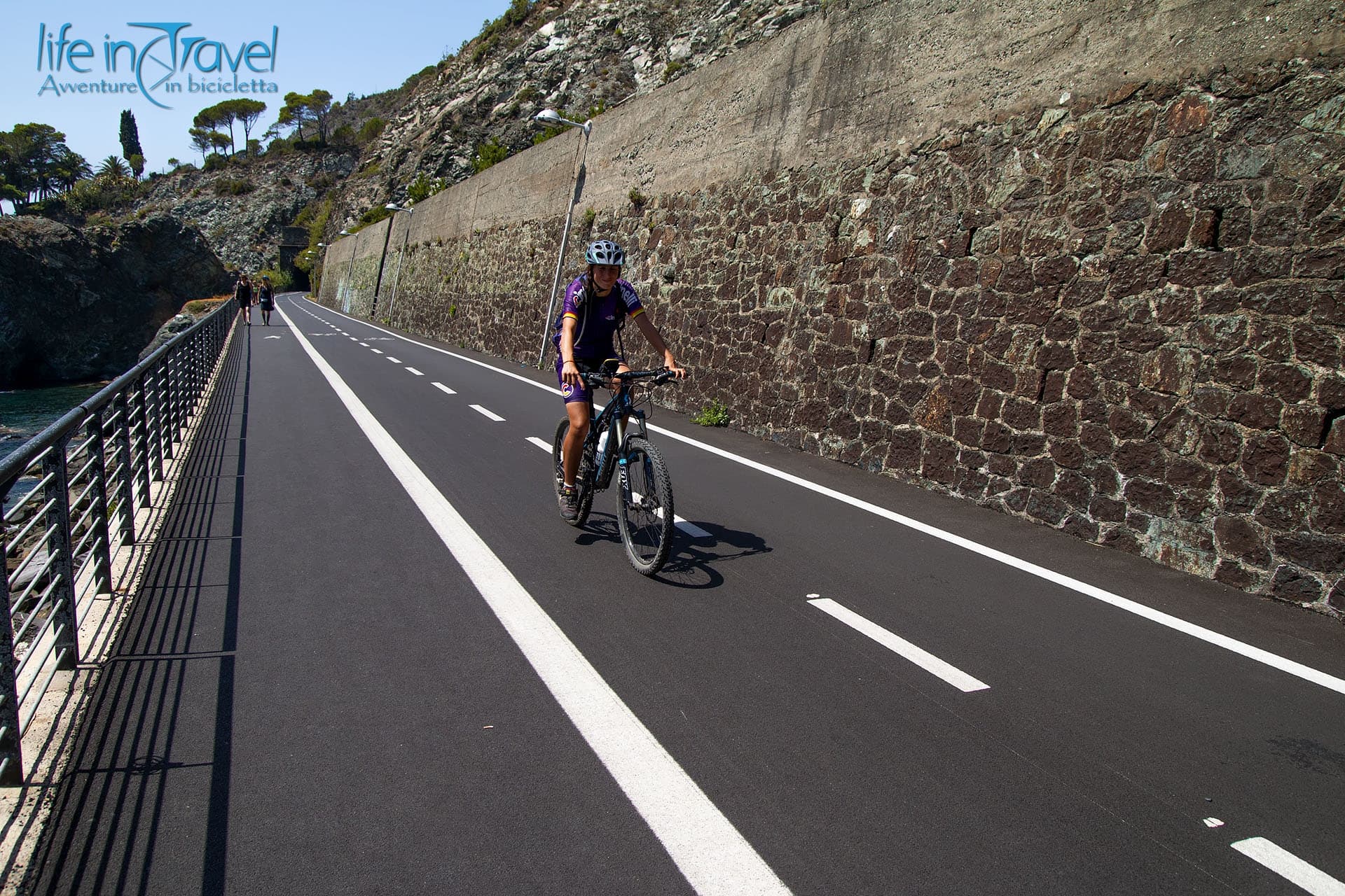 6 più belle piste ciclabili sul mare in Italia