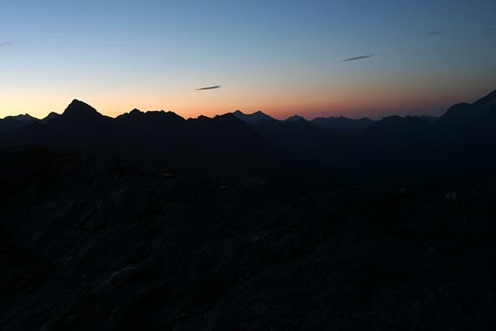 Trekking in Valle d'Aosta: Monte Zerbion... magia in notturna!