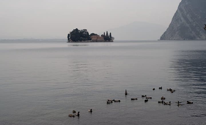 Monte Isola, visitare il borgo del lago d'Iseo