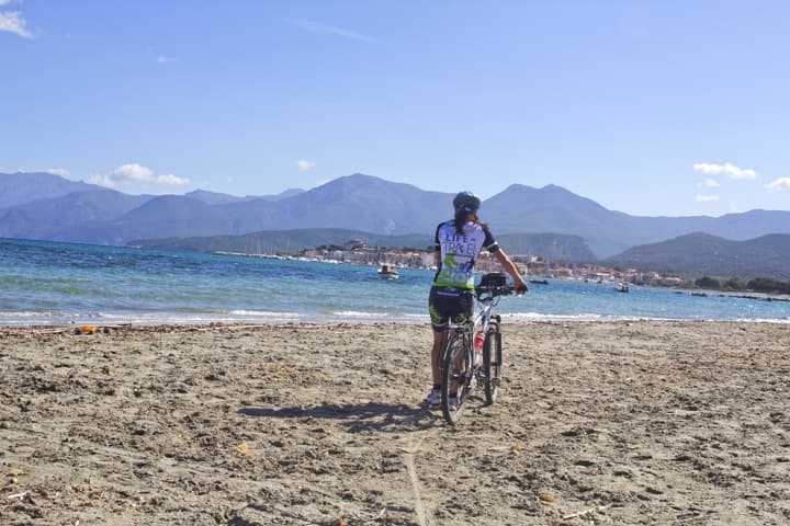 Due ruote in libertà in terra corsa