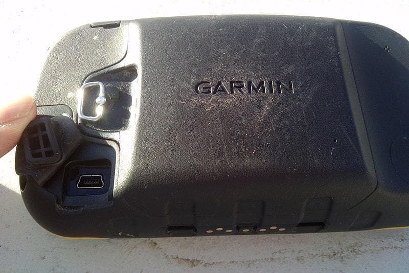 garmin montana 600 usb