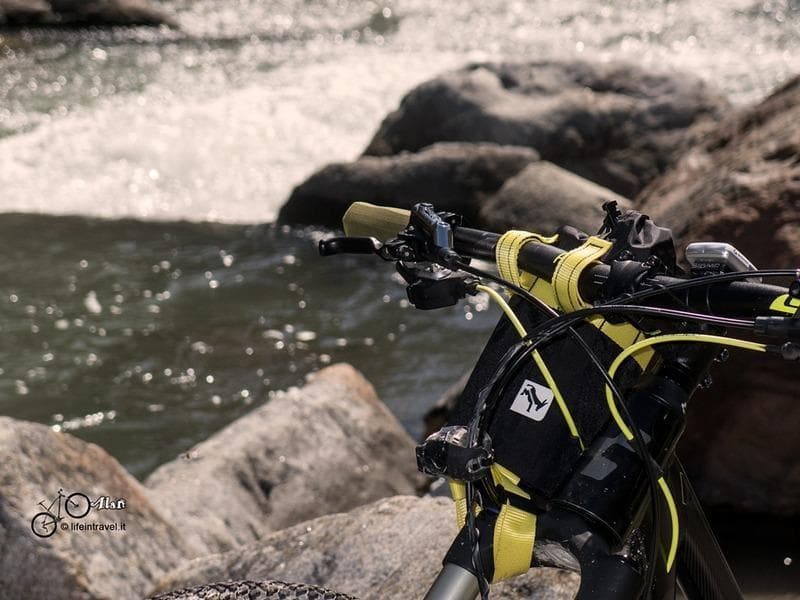 dettagli borsa bikepacking