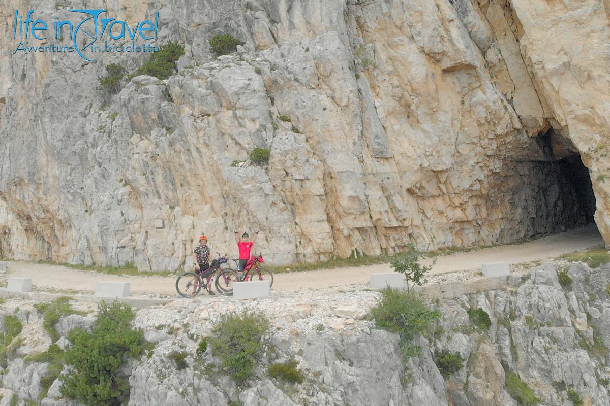 Pasubio Strada degli Eroi e Strada degli Scarubbi sulemany