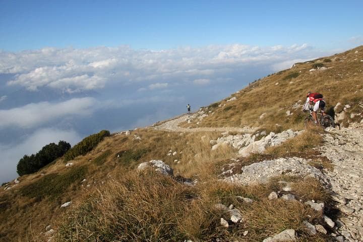 Discesa sul sentiero 601 sul lago di Garda