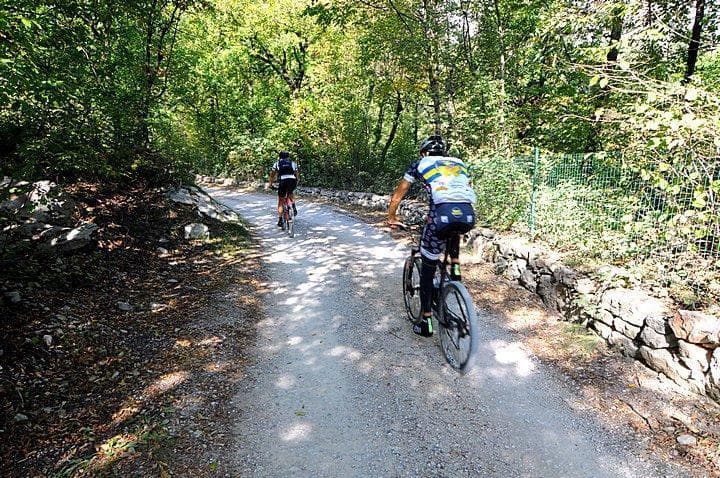 Salita al castello di Arco in MTB