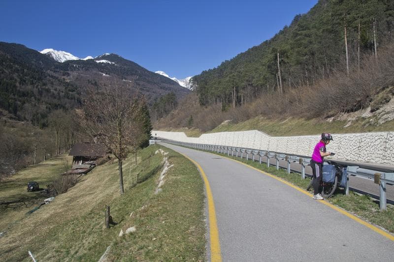 sulla ciclabile rendena tione