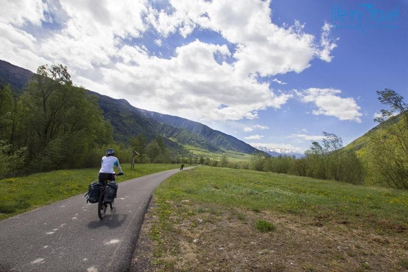 sentiero valtellina in bici