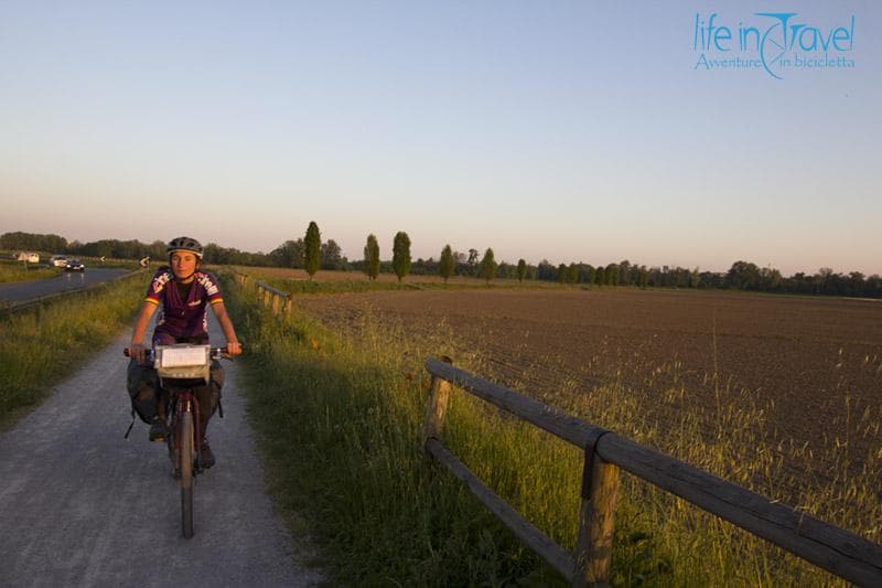 verso lodi al tramonto