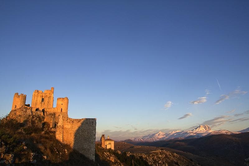 rocca calascio abruzzo