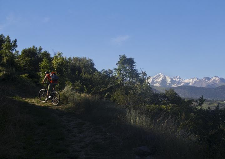 in bicicletta grand combrin