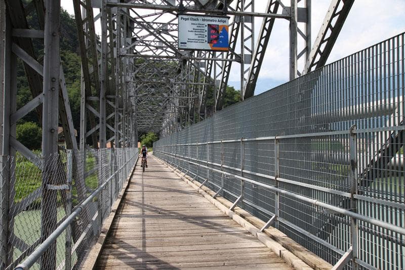 ponte adige