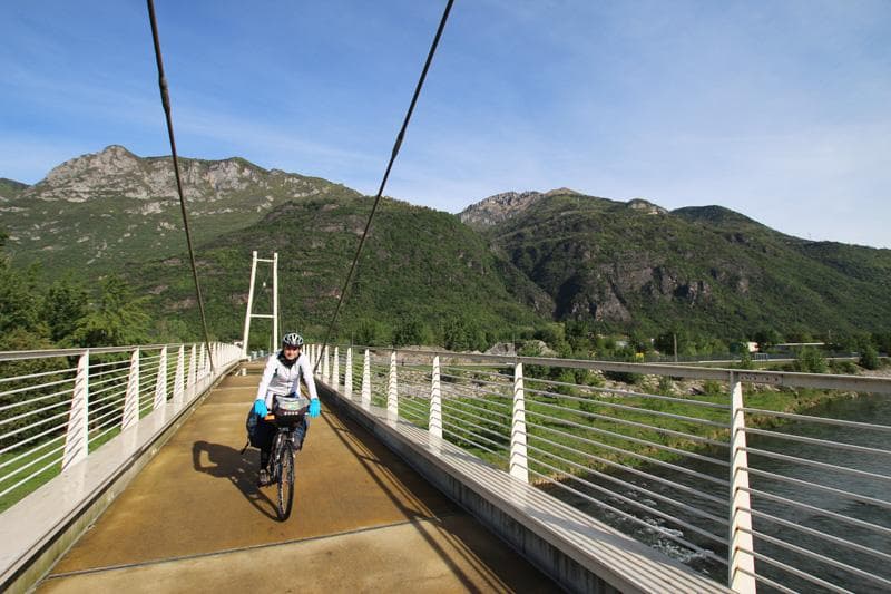 ponte pedonale valle camonica