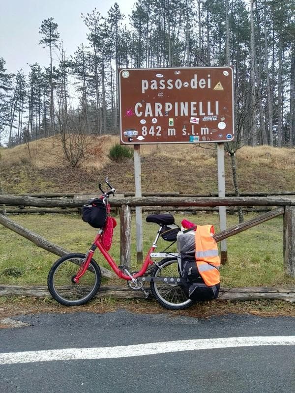 passo dei carpinelli bici