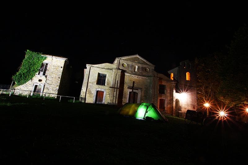notte in tenda roscigno vecchia