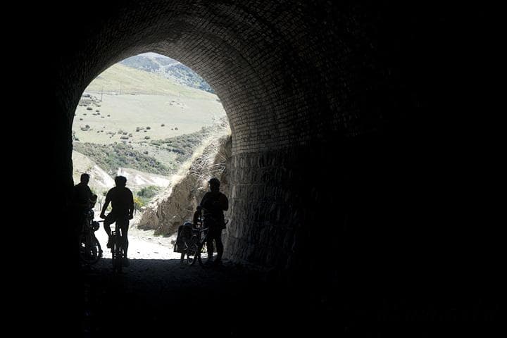 otago central rail trail in bici