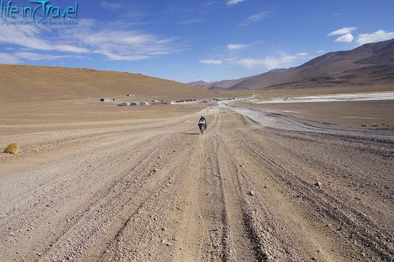 villaggio laguna colorada