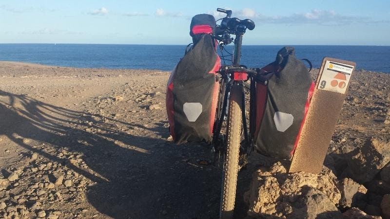 canarie in bici spiaggia