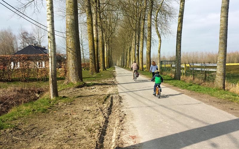 pedalare nelle fiandre