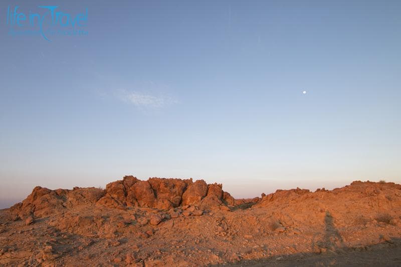 luna piena e tramonto